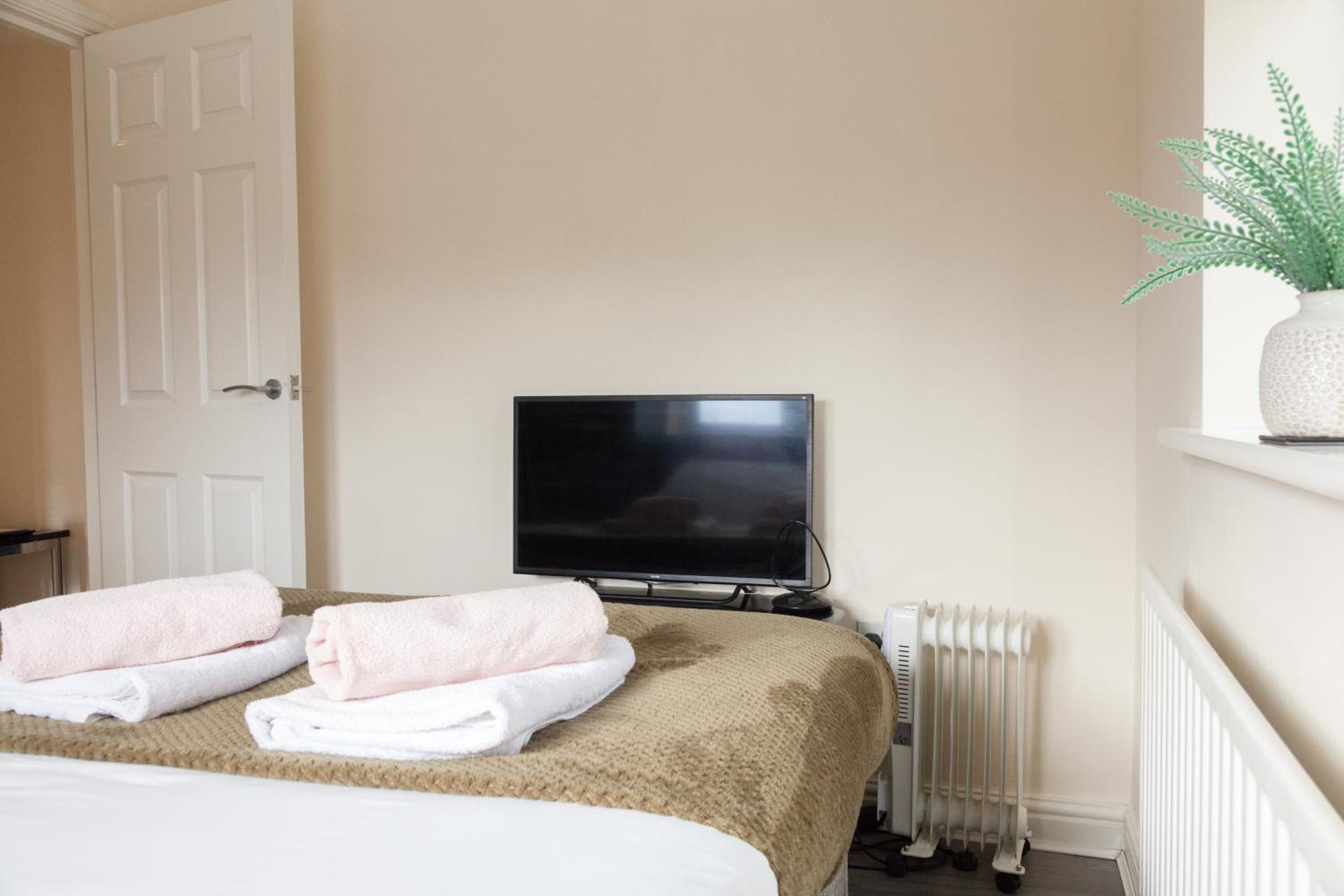 Pinfold Court Apartments 노우슬리 외부 사진